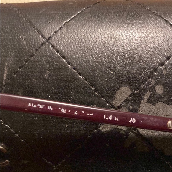 CHANEL Collection Perle Gradient Sunglasses - Picture 7 of 8